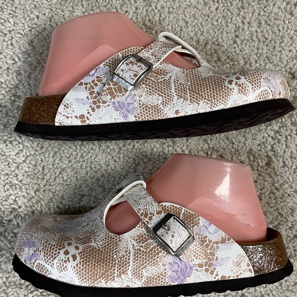 Women BETULA BIRKENSTOCK Beige FLORAL Lace BOSTON Foot Bed COMFORT Leather CLOGS - Picture 3 of 6